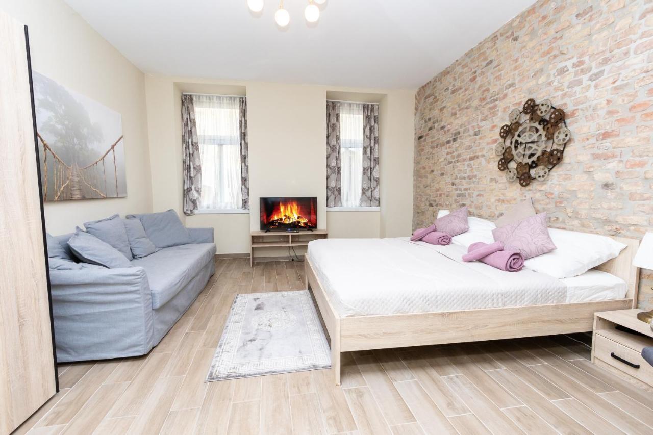 Comfortable Romantic 1 Bedroom Apartment Near Augarten Viyana Dış mekan fotoğraf